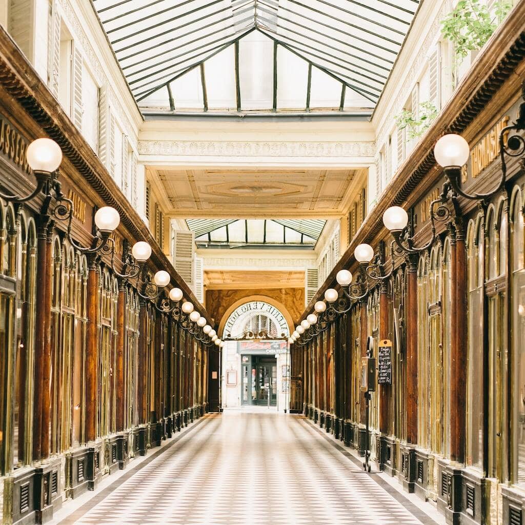 Parisian passages